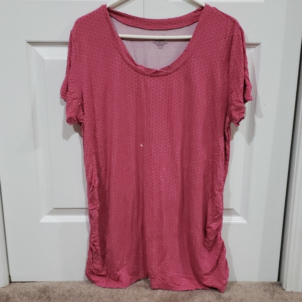 New additions Maternity top pink XL